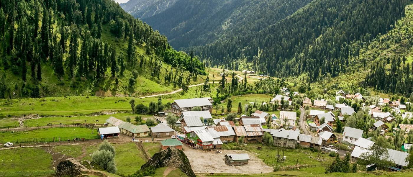 Best Kashmir Holiday Package for 5 Nights 6 Days