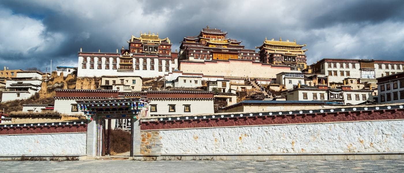 Dharamshala Tour Package with McLeod Ganj Sightseeing