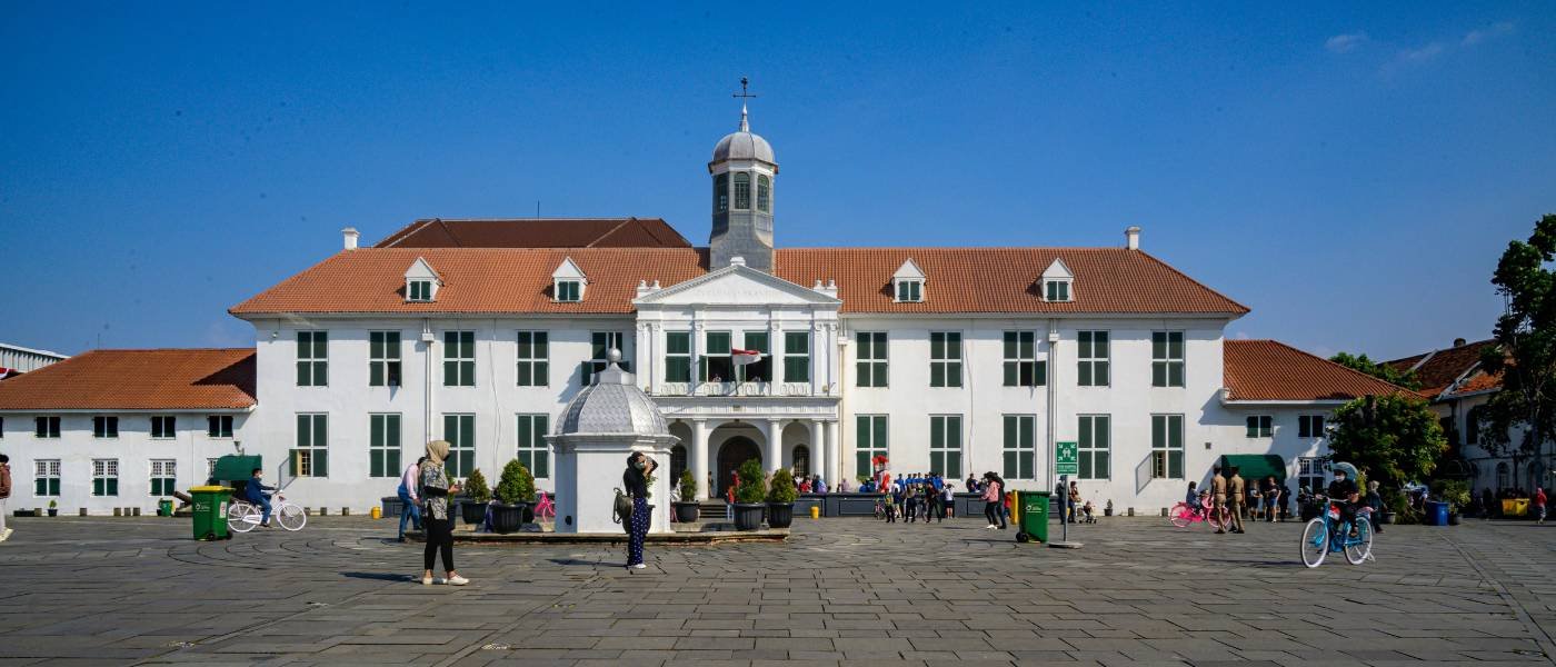 Indonesia Tour Package with Bali & Jakarta